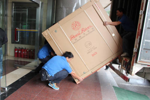樟树钢琴贵重工艺品无忧运